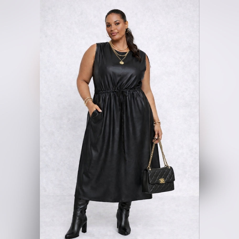 🖤Scoop Women's Faux Leather Midi Dress with Cinched Waist Size XL 16-18🖤